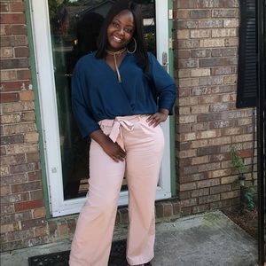 Meet your Posher, Santiea